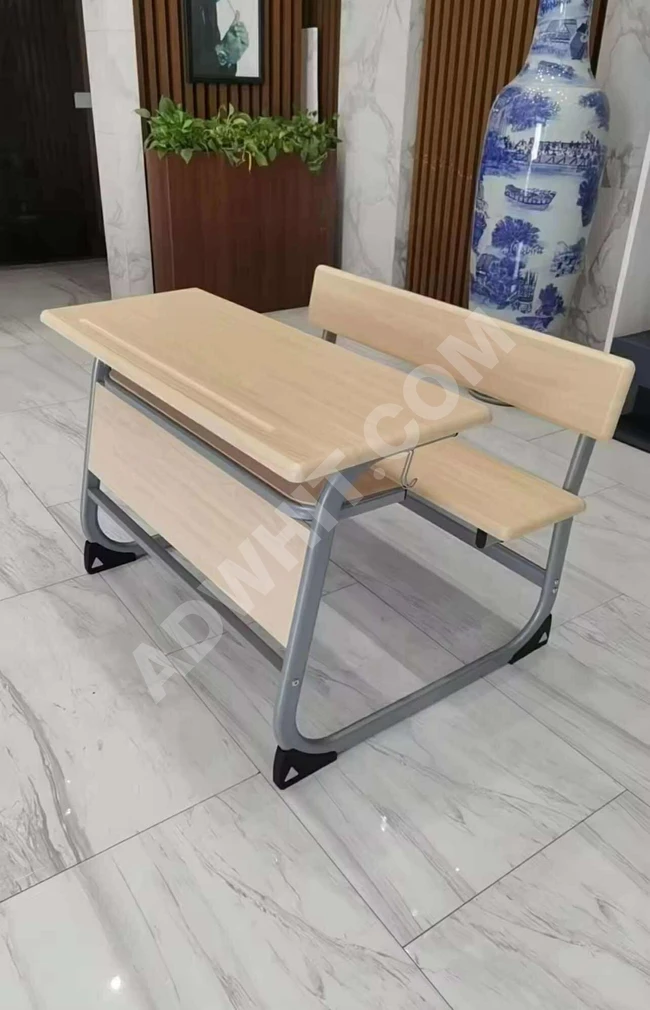 مقاعد دراسية تركية