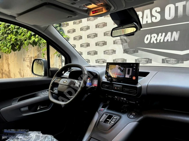 ORAS'DAN 2025 MODEL OPEL COMBO ULTİMATE CAM TAVAN %20 FATURALI