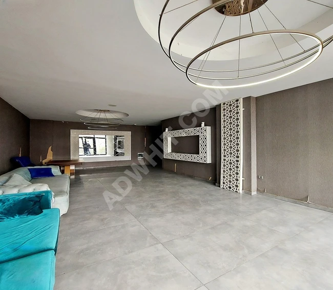BEYLİKDÜZÜ MEHAL YAPIDAN SİTE İÇİ KENDİNE AİT TERASLI 1+1 DAİRE