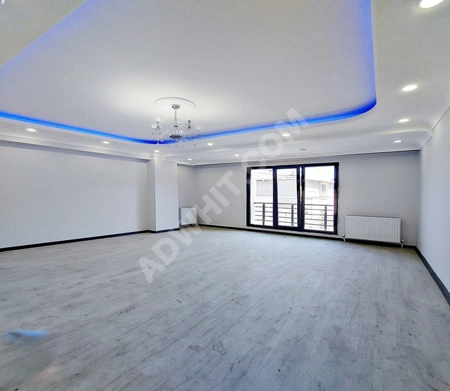 BEYLİKDÜZÜ MEHAL YAPIDAN SIFIR ASANSÖRLÜ 2+1 ARAKAT DAİRE FIRSAT