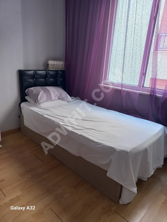 3 adet başlıklı ve lateks şilteli tek kişilik tam yatak
