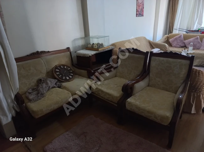 3 parçalı Doğu Tarzı Koltuk Takımı + TV Vitrini