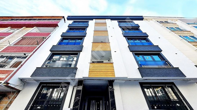MEHAL YAPIDAN METROBÜSE YAKIN SIFIR 2+1 DAİRE