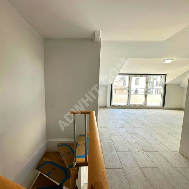  BEYLİKDÜZÜ YAKUPLU'DA 4+2 SATILIK DUBLEKS DAİRE
