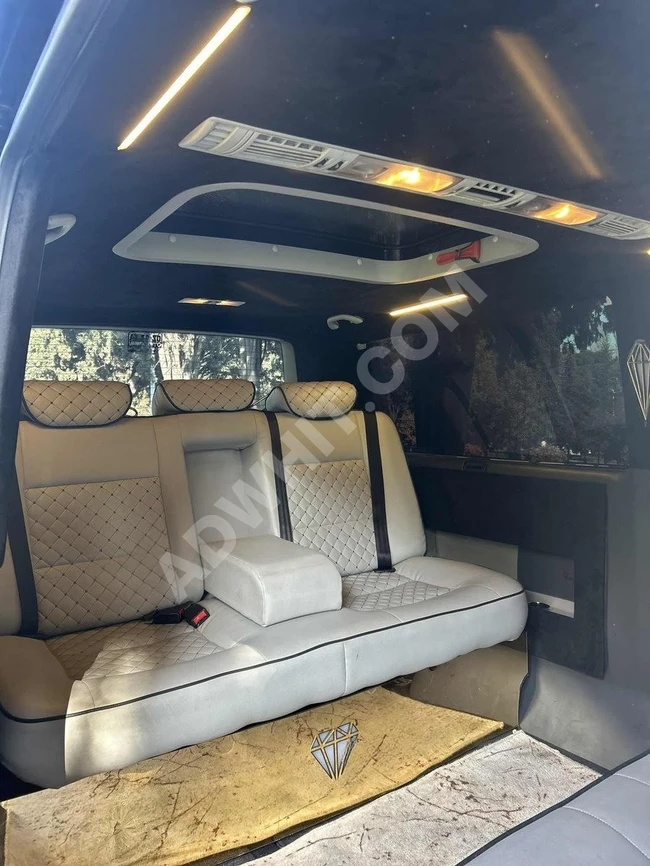 فان VOLKSWAGEN CARAVELLE موديل 2015 بقوة 102 حصان V.I.P على عداد 423000 كم
