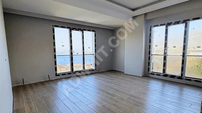 ÇAMUR'DAN KÜÇÜKÇEKMECE MACERAPARKI YANI SATILIK 4+1 DAİRE