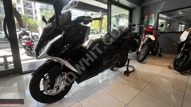 Auto Paris 2023 Kymco AK 550 Premium