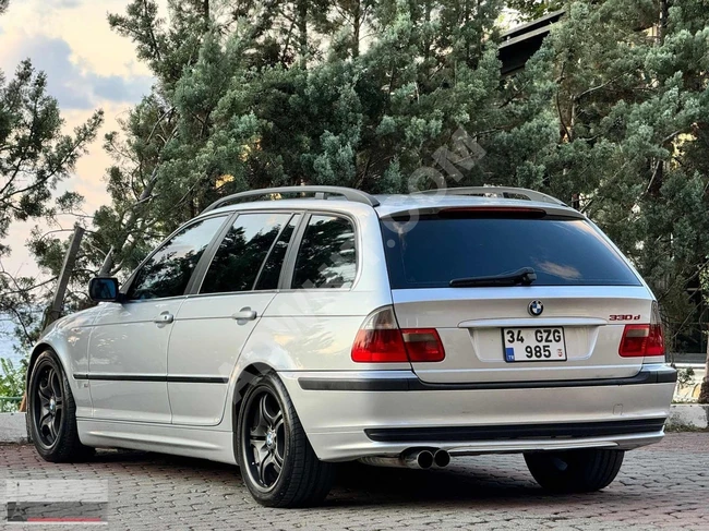 Auto Paris 2002 Model Bmw 3.30 D Touring Recaro