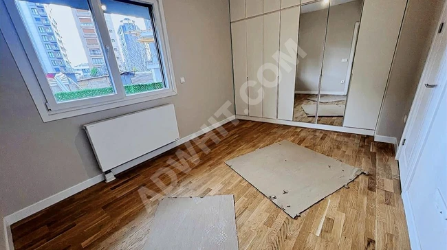 Caddebostan'da Satılık 3+1 Bahçeli Boş Yeni Daire Sahile 3.Bina