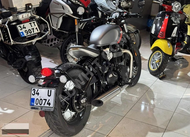 Auto Paris 2024 Model Bonneville Bobber Hatasız