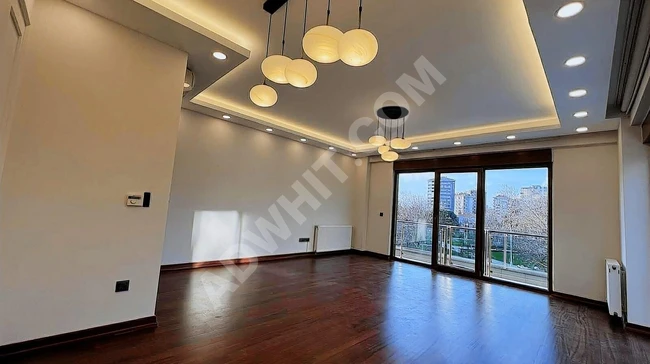 Göztepe Park Manzaralı Satılık 2+1 Boş Daire Balkonlu