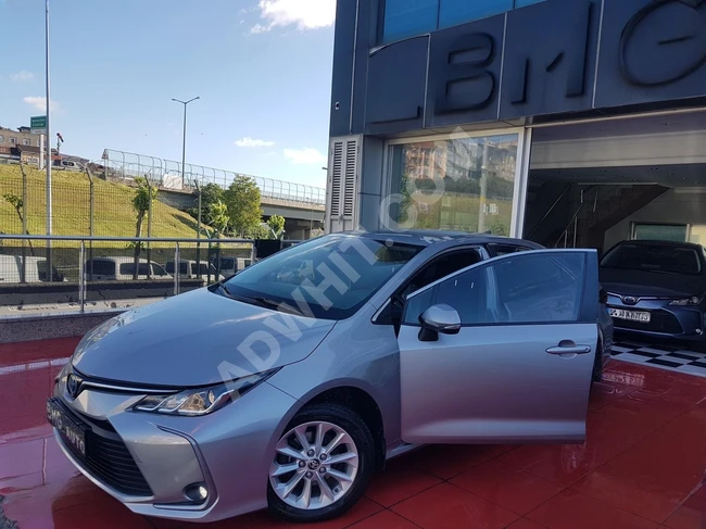 2022 çıkış 2021 TOYOTA 1.8 HYBRİD DREAM ÇOK TEMİZ.