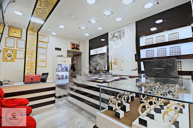 BAHÇELİEVLERİN İŞLEK CADDESİNDE 10 YILLIK DEVREN KİRALIK KUYUMCU