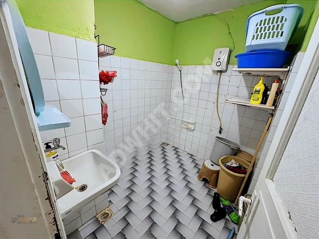 A clean apartment with a net area of 120 square meters, fifth floor, with a balcony, 2+1, for sale by GÖK ORYAP!