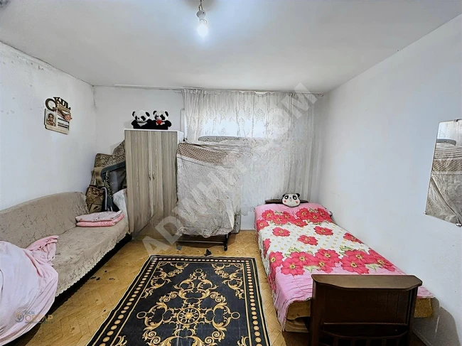 A clean apartment with a net area of 120 square meters, fifth floor, with a balcony, 2+1, for sale by GÖK ORYAP!
