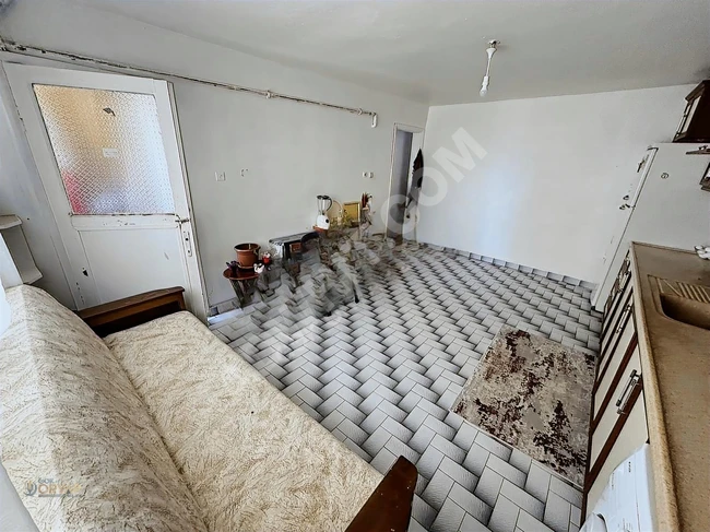 A clean apartment with a net area of 120 square meters, fifth floor, with a balcony, 2+1, for sale by GÖK ORYAP!