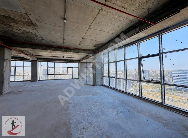 للإيجار، طابق بمساحة إجمالية 1150 متر مربع مع ترخيص إشغال في مجمع Lara Plaza