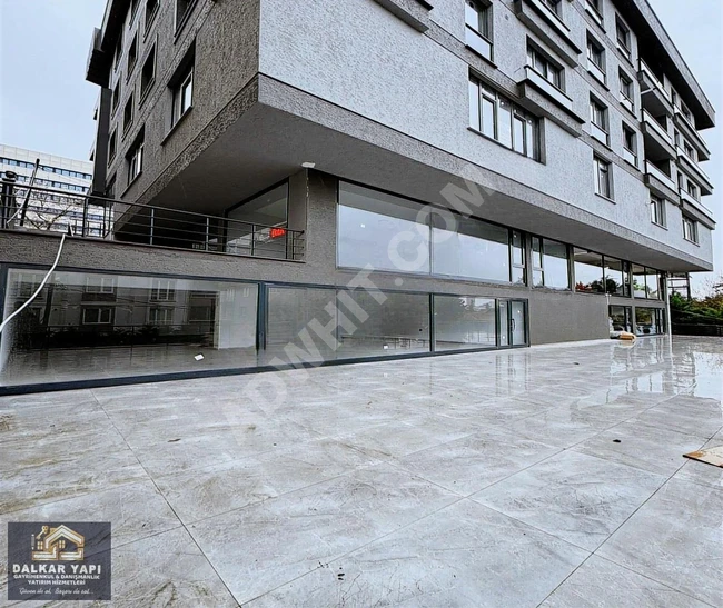 YAKUPLU MAH'DE CADDE ÜZERİ 2 KATLI 350M2 KİRALIK DEV DÜKKAN