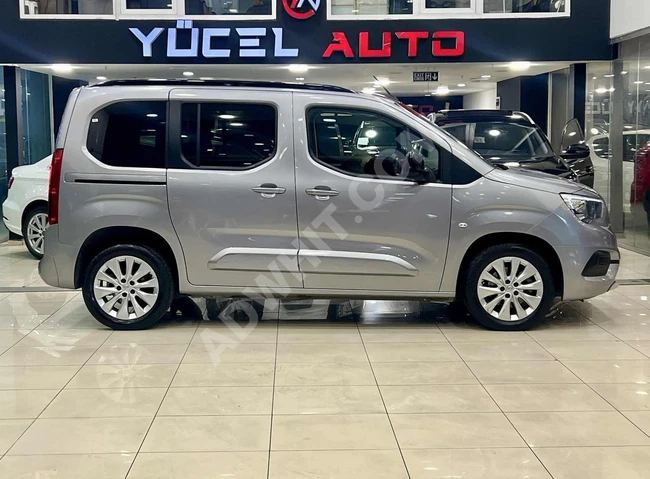 KAZASIZ DEĞİŞENSİZ 2024 MODEL DİZEL OTOMATİK OPEL COMBO 52 BİNKM