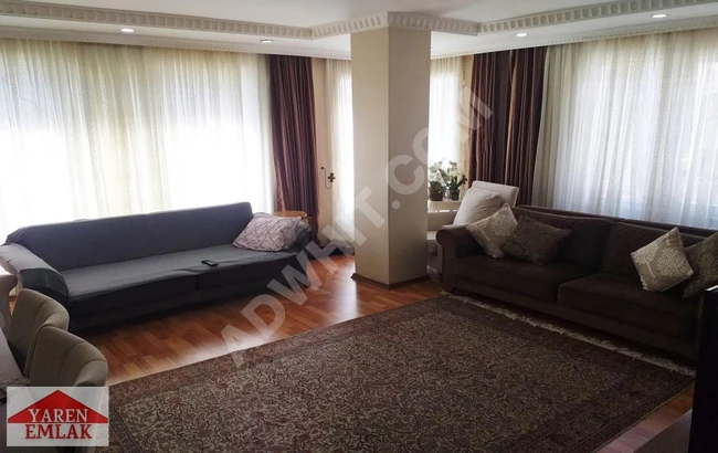 3+1 apartment with an area of 130 square meters on a middle floor with a balcony in the İNKİLAPTE complex.