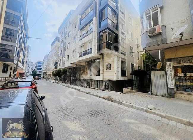 ACİL SATILIK AVCILAR MERKEZDE 2+1 GİRİŞ KAT AMERICAN MUTFAKLI