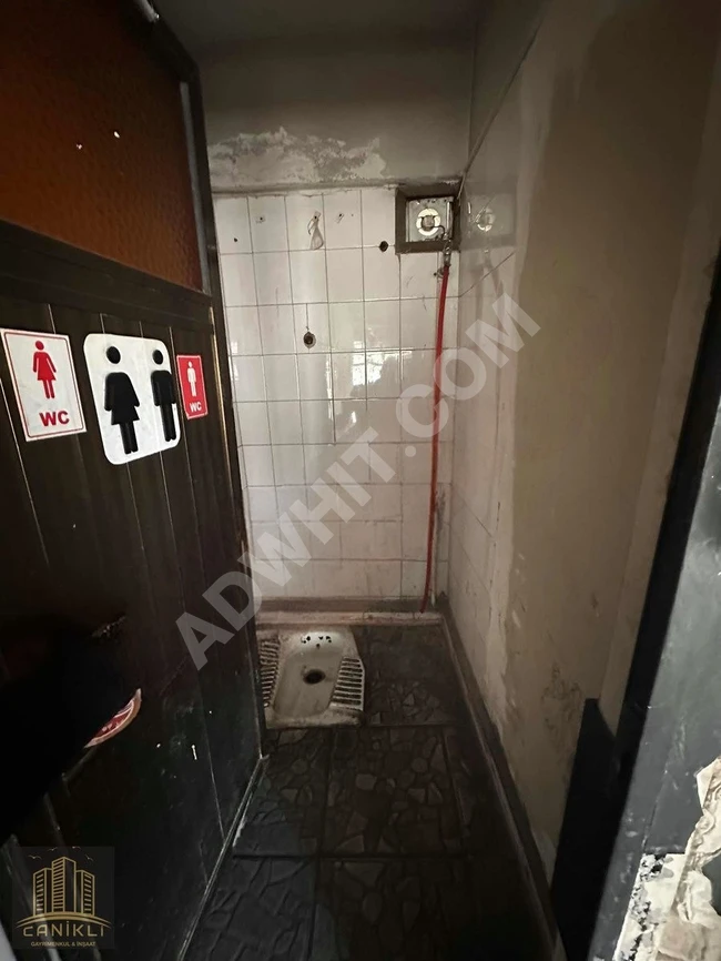 محل تجاري للإيجار في مركز Gaziosmanpaşa، شارع İSLAMBEY ، بجانب GOPark، واجهة زجاجية كاملة.