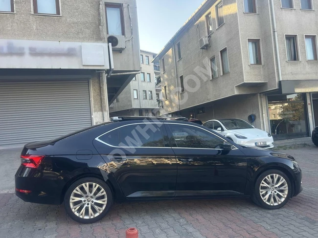2022 SUPER B 1.5 TSİ PRESTİGE FULL CAM TAVAN'LI HATASIZ BOYASIZ