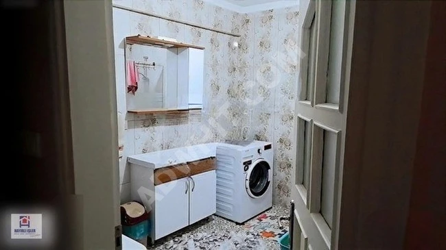ACİL SATILIK KELEPİR DAİRE BEYLİKDÜZÜ METROBÜS YANI SATILIK 3+1 DAİRE GENİŞ ÇİFT BALKONLU PAZARLIKLI
