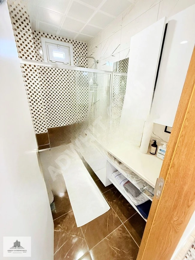 شقة مفروشة للإيجار 2+1 داخل مجمع سكني مع موقف سيارات بمساحة 90 متر مربع في ALİBEYKÖY