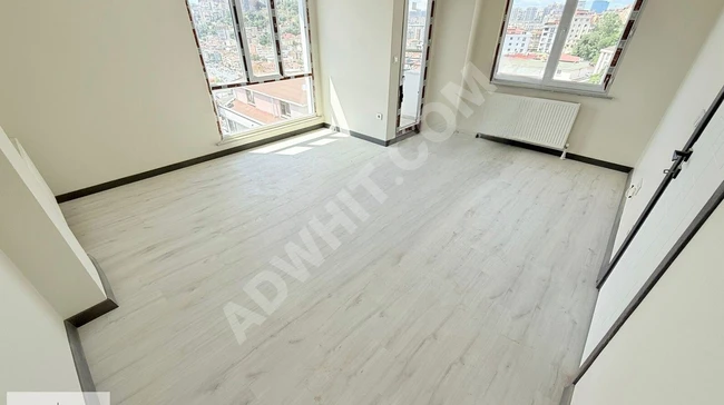 4+1 duplex in a new building, with a parking space and an elevator, fifth floor, with an area of 150 square meters.