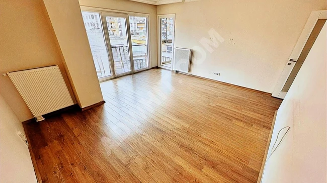 شقة للإيجار بالطابق السادس 2+1 في مجمع İLKEPARK EVLERİ مع مسبح وأمن