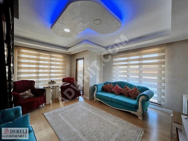دوبلكس 4+2 للبيع في KÜÇÜKÇEKMECE - حي YENİMAHALLE