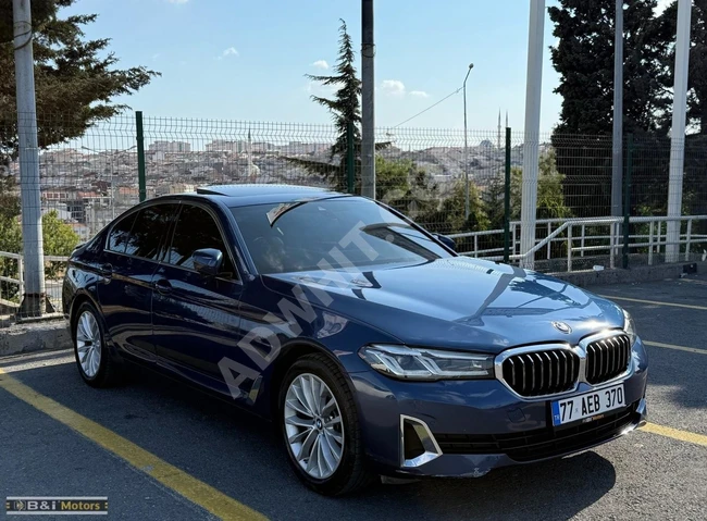 Bİ MOTORS'TAN 2021 BMW 5.20 İ LUXURY LİNE HAYALET,VAKUM,TABA+