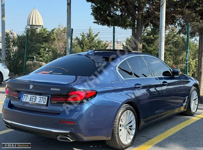 Bİ MOTORS'TAN 2021 BMW 5.20 İ LUXURY LİNE HAYALET,VAKUM,TABA+