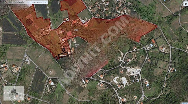 أرض للبيع بمساحة 2400 متر مربع مخصصة لبناء فيلا في ARNAVUTKÖY