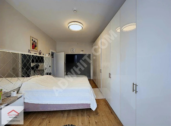 Kartal Yakacık GRAND TOWER SİTESİNDE FIRSAT 3+1 SATILIK DAİRE