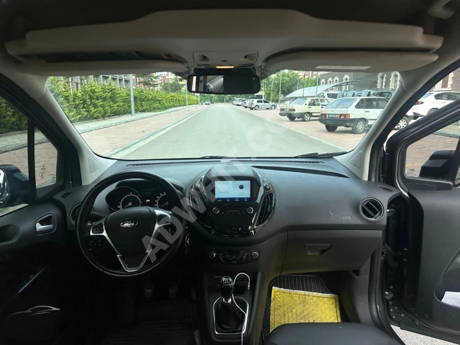 VitalMotors'dan 2022 Ford Tourneo Courier