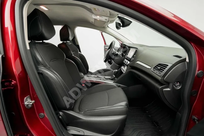 %0.99 FAİZ ORANLI 2023 MODEL ICON 1.5 DİZEL OTOMATİK KM 50.000