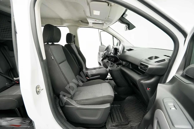 %0.99 FAİZ ORANLI 2023 MODEL HATASIZ BOYASIZ KM 100.000 OTOMATİK