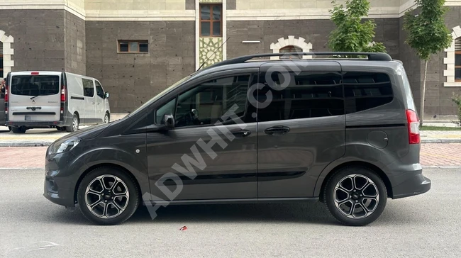 VitalMotors'dan 2022 Ford Tourneo Courier