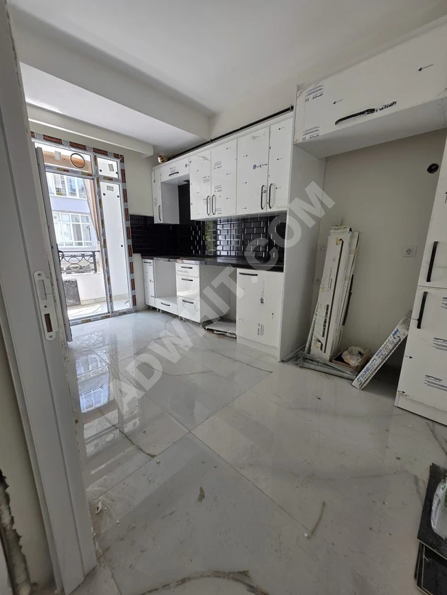 2+1 apartment in a brand new building, inside a residential complex with parking.