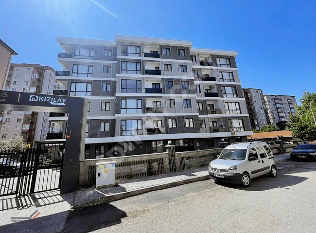Anadolu Adliyesi Metro ve Hastanelere Komşu Prestijli Binada 2+1