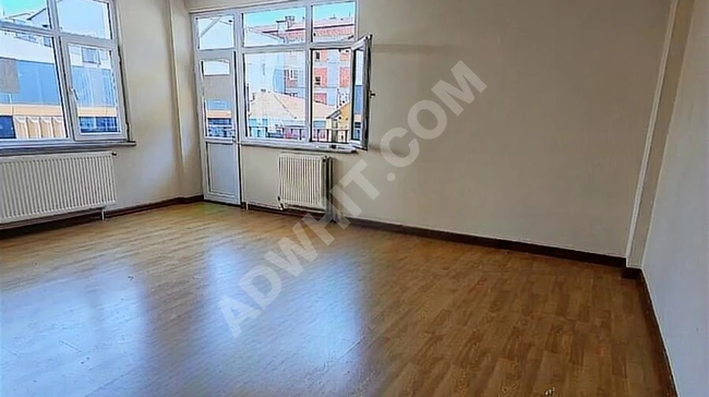 Merkezi Konum E5 e 100 metre mesafede.