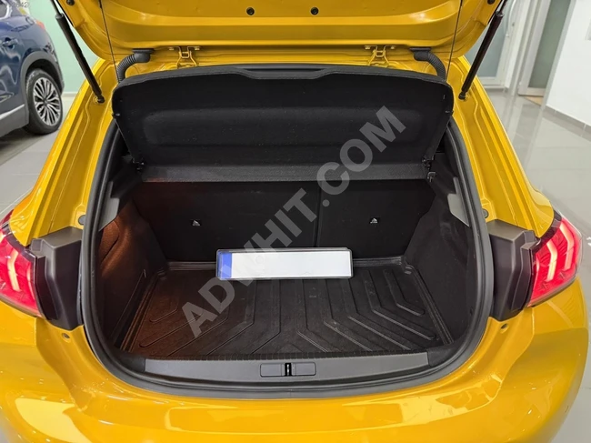 1,19 ORANLA KREDİ-12 AY K.K/2022 PEUGEOT 208 HATASIZ BOYASIZ