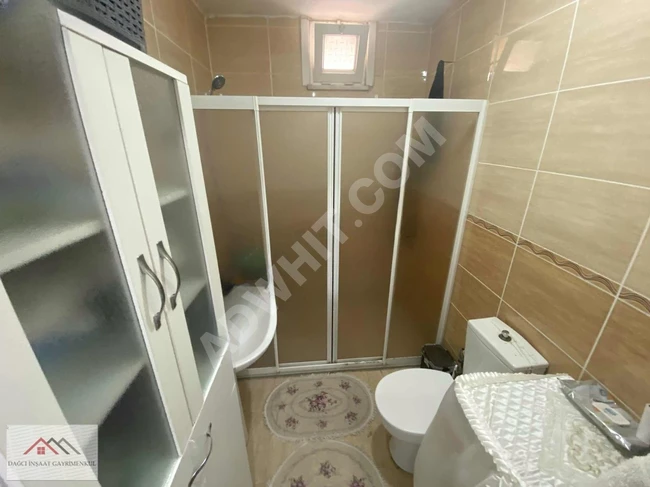 ESENYALIDA SATILIK 2 AİLE OTURACAK ŞEKİLDE YAPILMIŞ DUBLEX