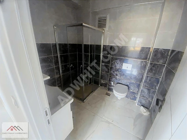 ESENYALI SATTILIK MERKEZDE ANA CADDE DAİRE VE DÜKKAN