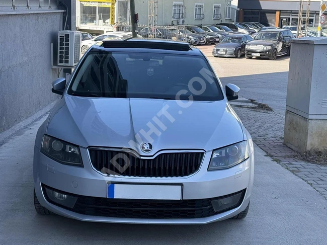 %1.49 ORANLA KREDİ SKODA OCTAVİ STYLE CR CAM TAVAN NAVİGASYONLU