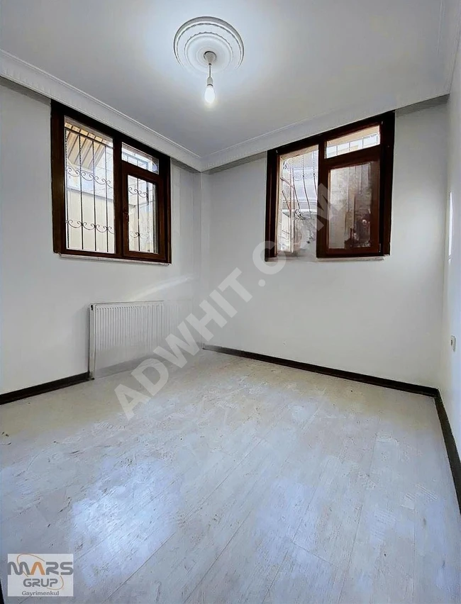 2+1 apartment for rent in a new building, central location, in MEHTERÇEŞME