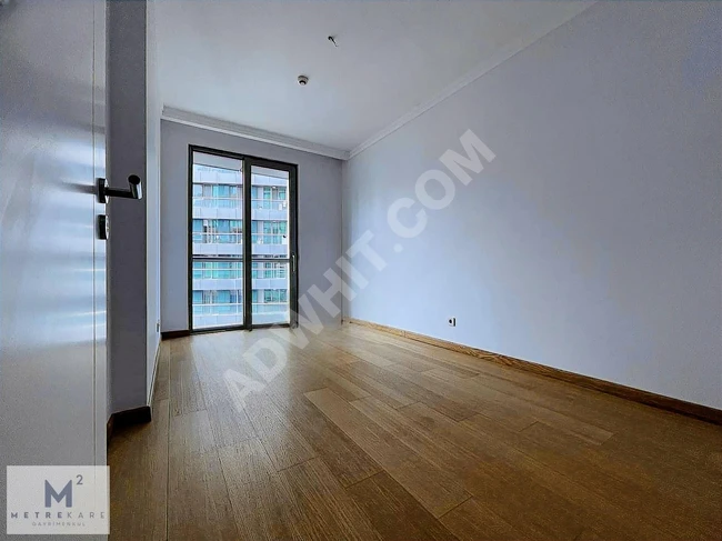 For sale: 3+1 empty apartment for sale overlooking the pool and inside the complex, new in VADİSTANBUL TERAS.