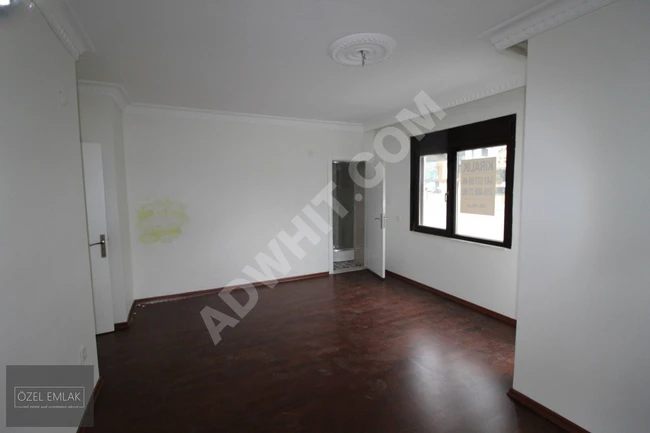 شقة 3+1 الطابق المتوسط بإطلالة على البحر في KORDONBOYU